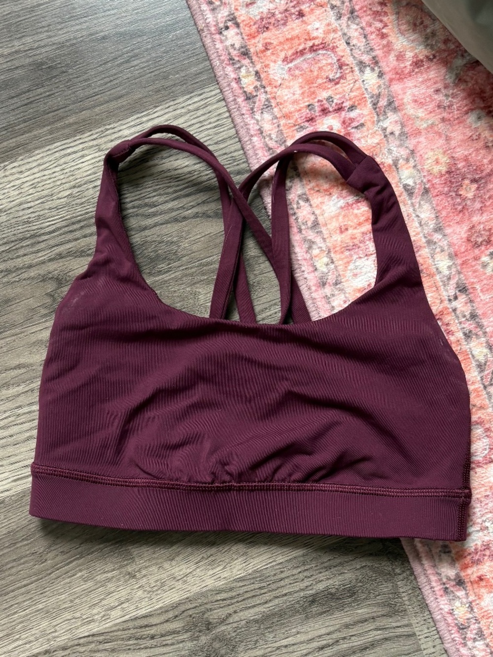 EUC Lululemon Energy Sports Bra with Medium Support in Burgundy Size 2